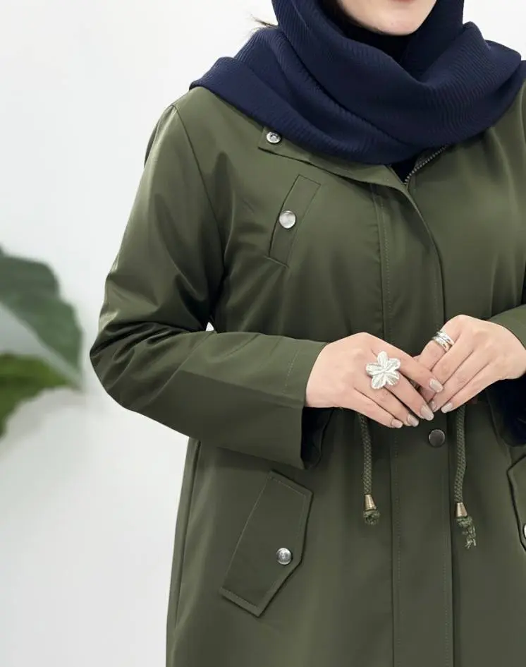 بارونی آستردار کلاهدار لمیس